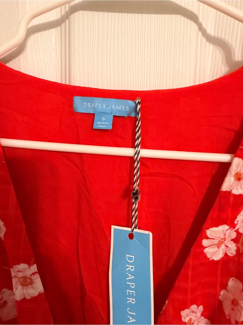 Draper James Red Floral Smocked Waist Midi Dress Size Small NWT - Picture 4 of 6